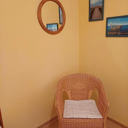 Haus-am-deich-wohnung-01 아파트 *